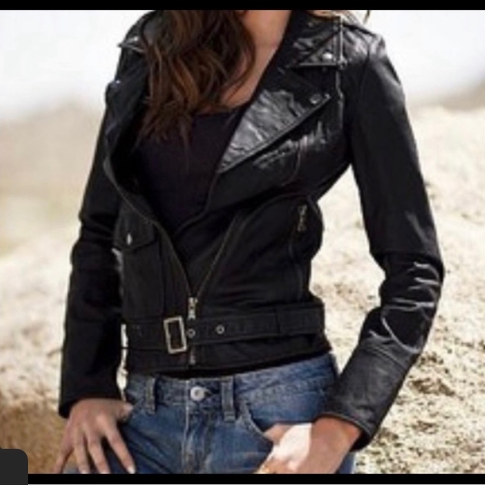 Rezrekshn by Ester Chen 100% black genuine Leather Moto jacket xs